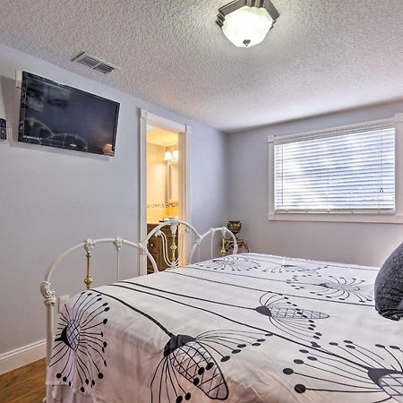 Cozy Home In Heart Of Tampa With Lanai And Pool! Bagian luar foto