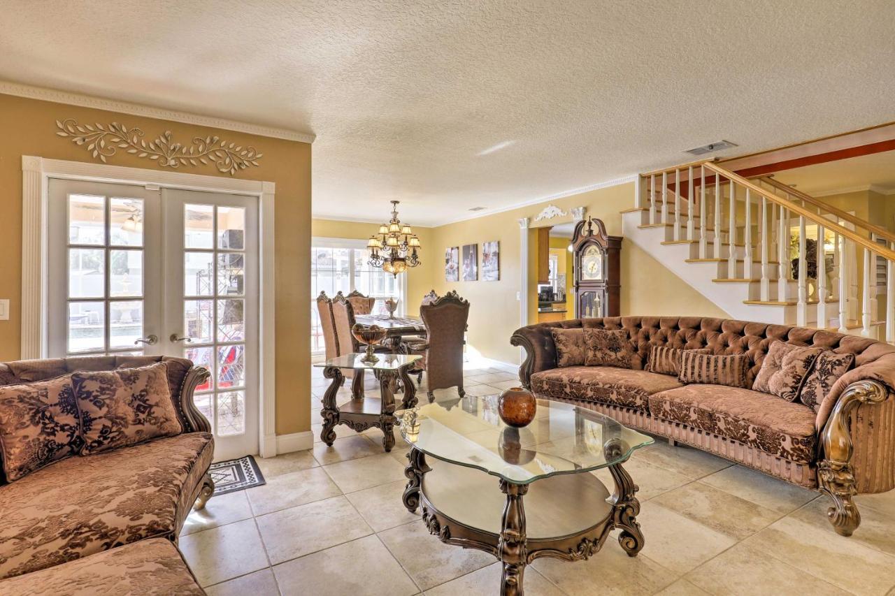 Cozy Home In Heart Of Tampa With Lanai And Pool! Bagian luar foto