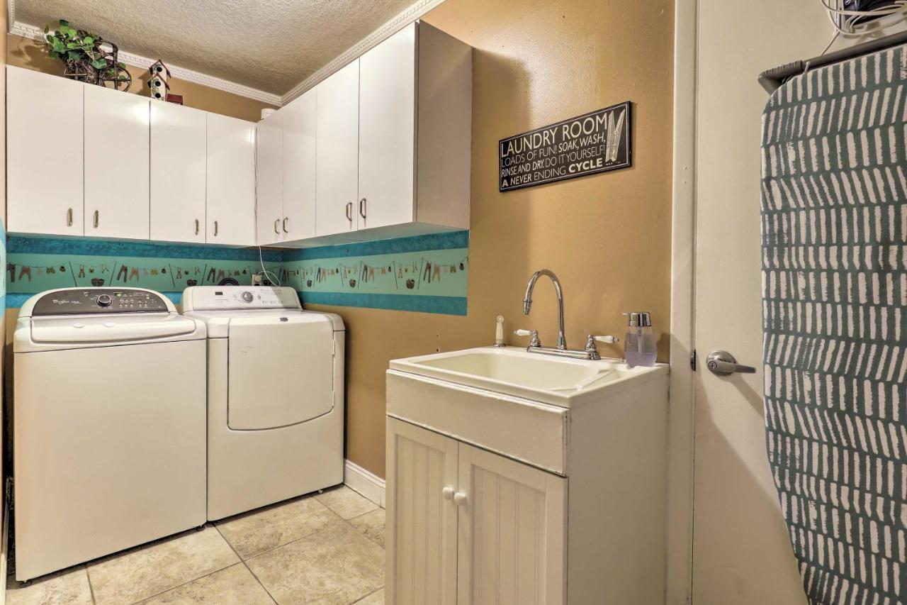 Cozy Home In Heart Of Tampa With Lanai And Pool! Bagian luar foto