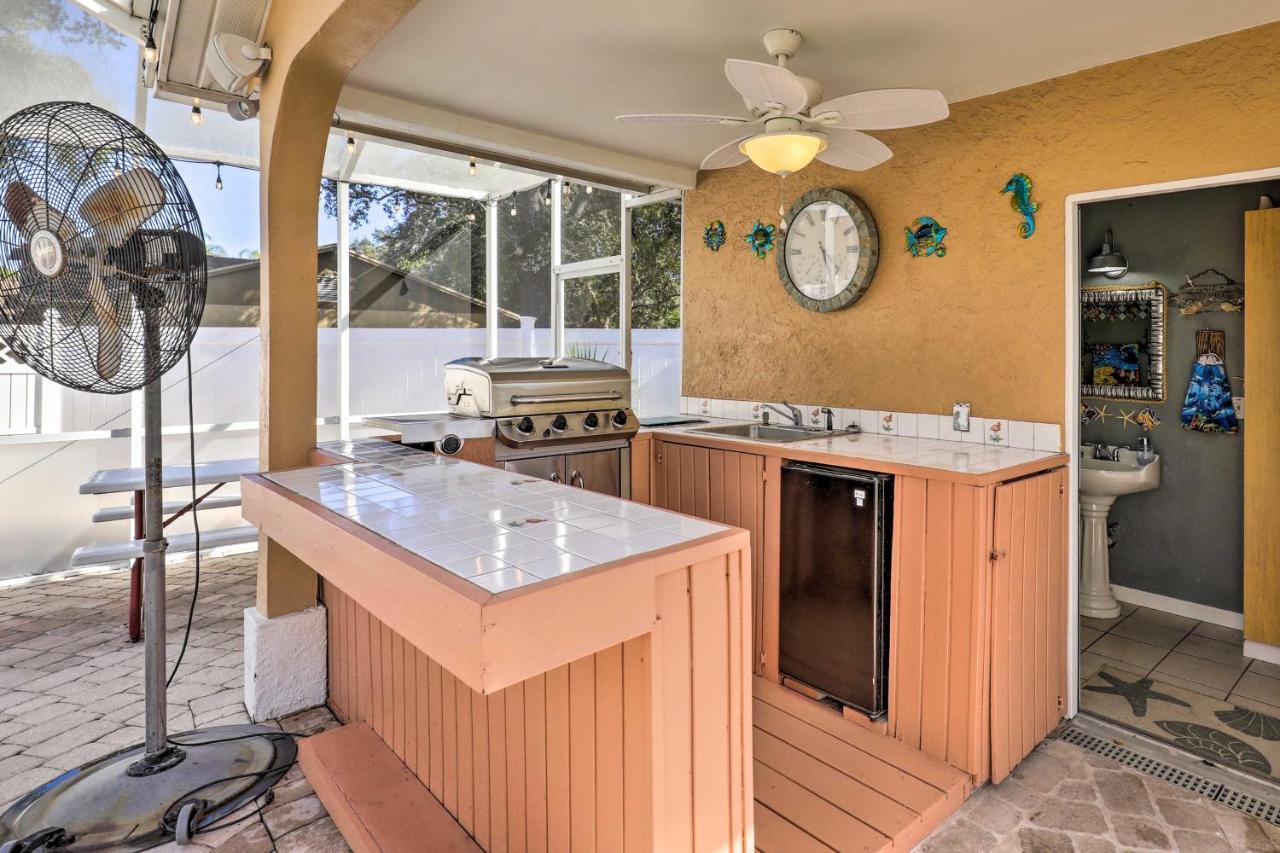 Cozy Home In Heart Of Tampa With Lanai And Pool! Bagian luar foto